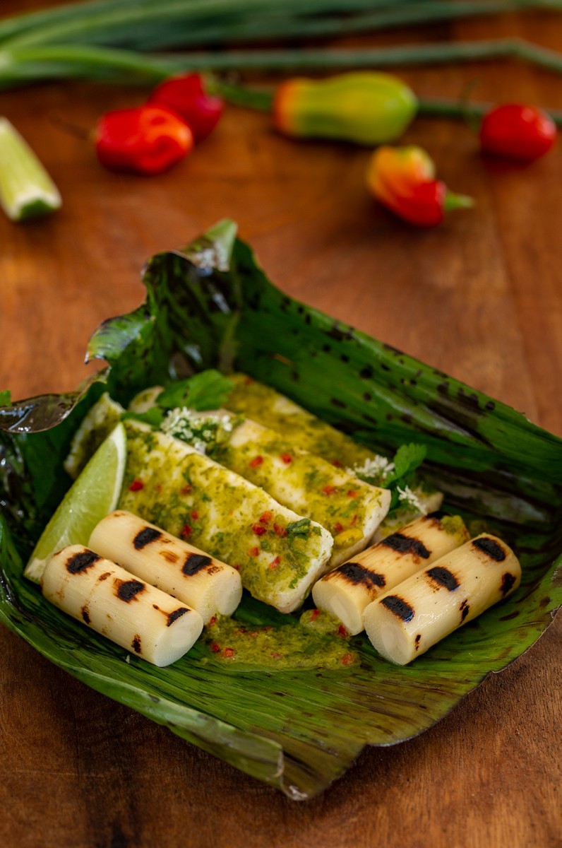 BANANA LEAF GRILLED LIONFISH